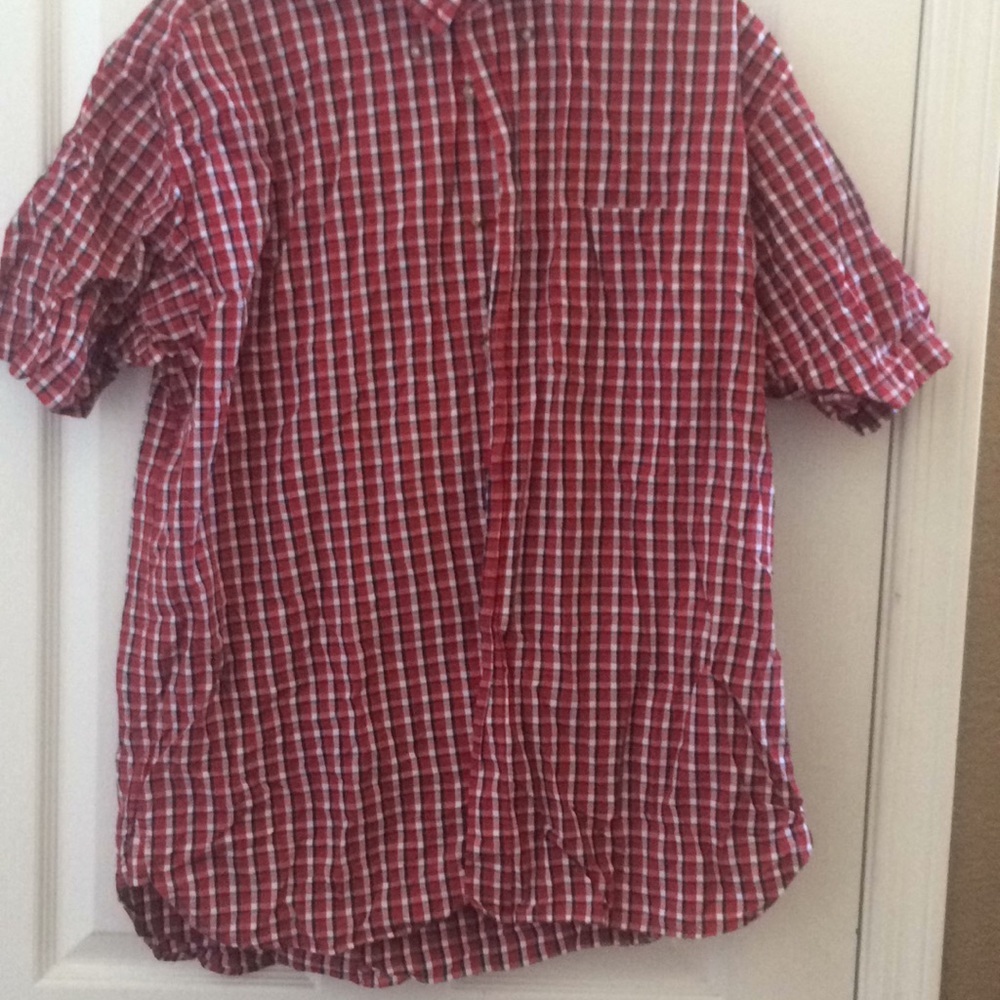 FINAL MARKDOWN Men’s wrangler sport shirt large